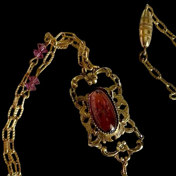 Vintage Art Deco Amethyst Glass and Goldtone Necklace - Picture 5 of 6